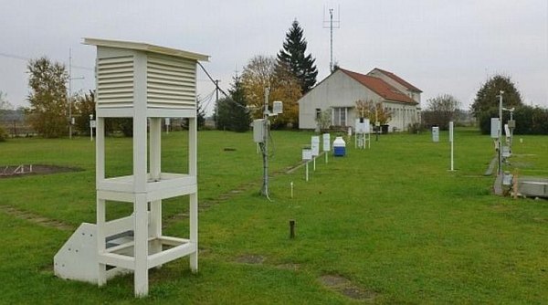 Meteorologická budka