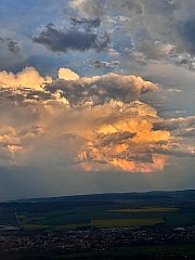 Kumulonimbus z pohledu letadla