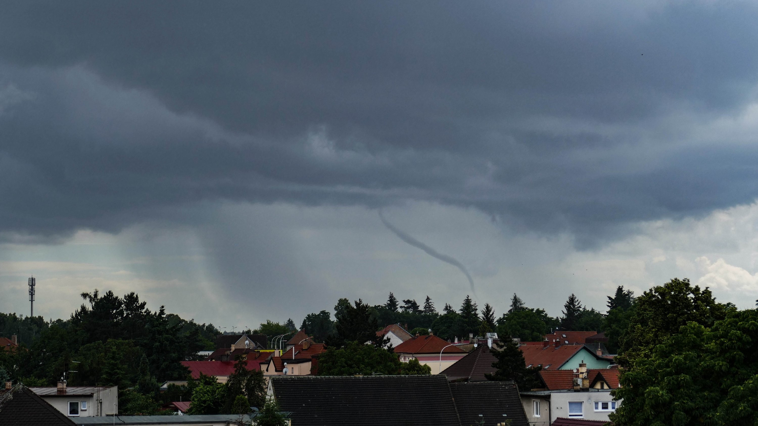 Tromba nad Újezdem nad Lesy