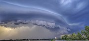 Mohutný shelf-cloud na supercele 