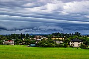 Shelf cloud v Podkrkonoší