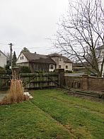 Třibřichy