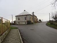 Třibřichy