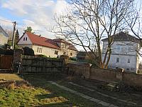 Třibřichy
