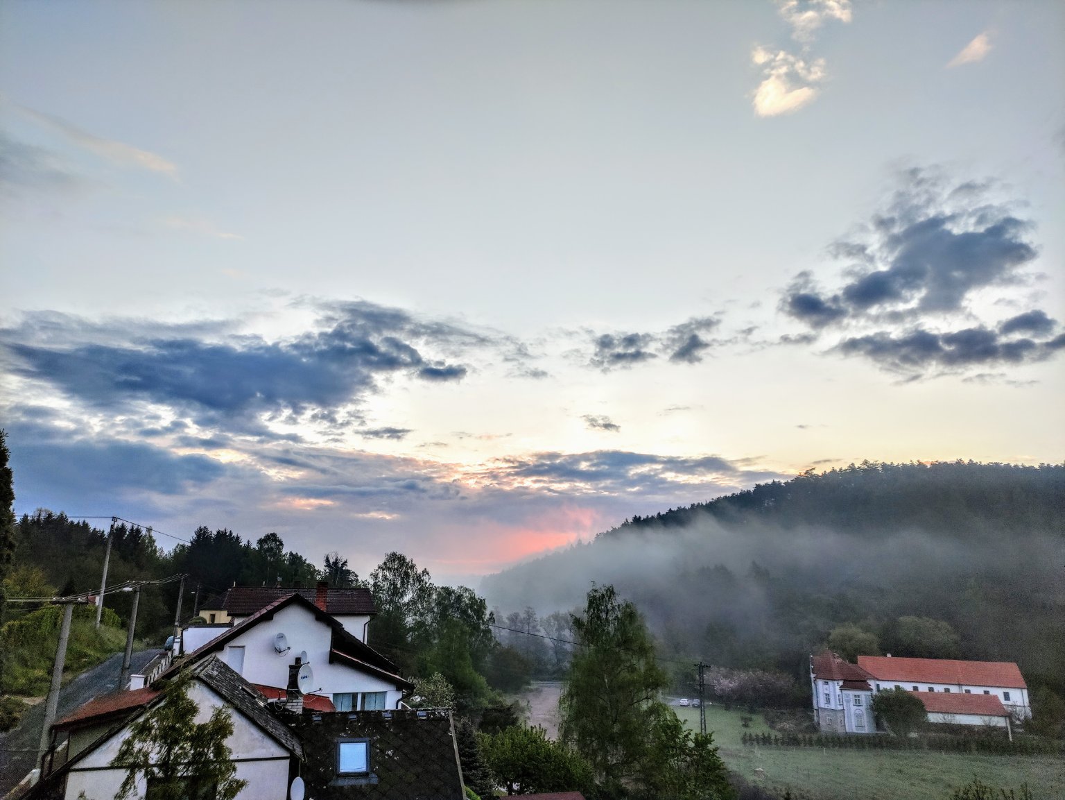Chrást