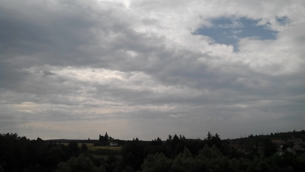 Chrást