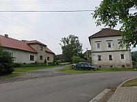 Třibřichy