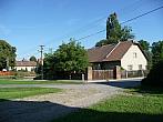 Třibřichy