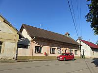 Třibřichy