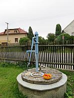 Třibřichy