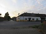 Třibřichy