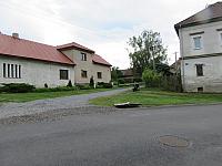 Třibřichy