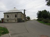 Třibřichy