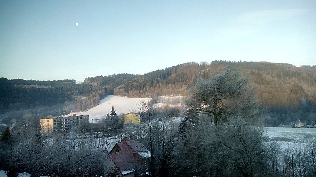 Poniklá